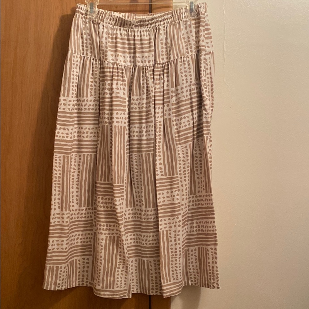 Patterned Tan Skirt